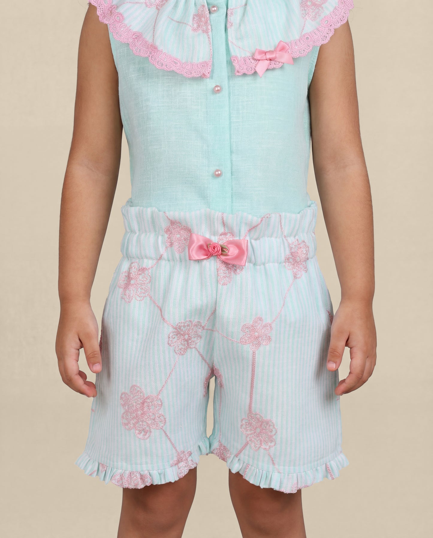 Mint green linen co-ord set with fancy lace