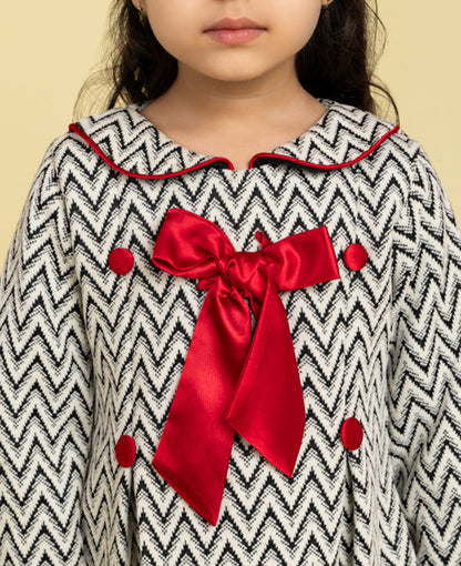 Black and white zig zag dress