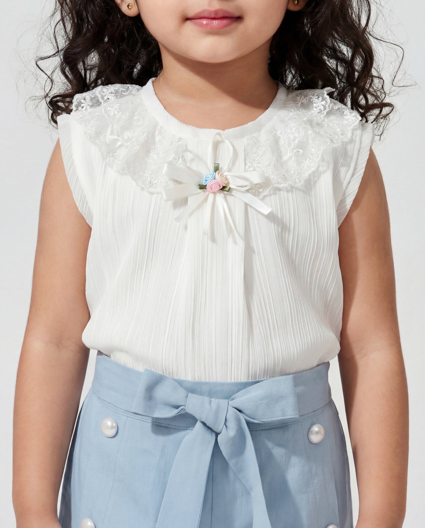 Cream fancy top with Cotton Denim Shorts