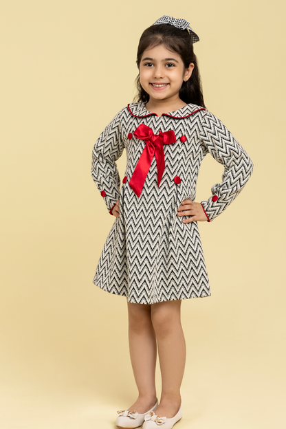 Black and white zig zag dress