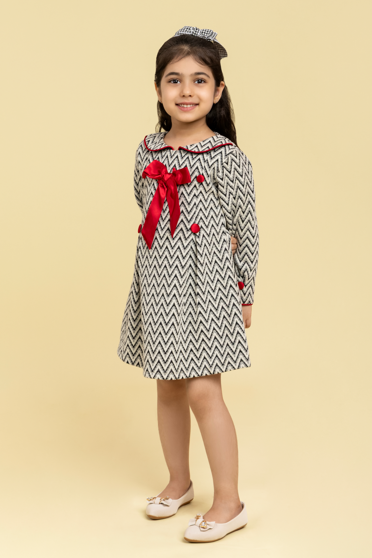 Black and white zig zag dress