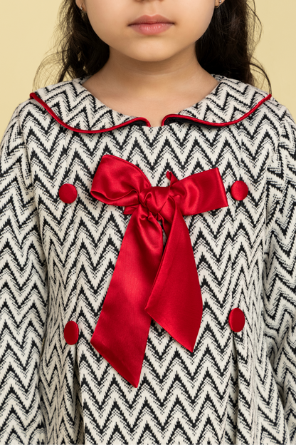 Black and white zig zag dress